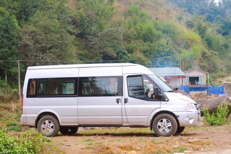 Thuê oto du lịch Gia Lâm